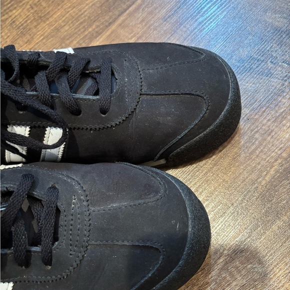 adidas Samoa Core Black Athletic Shoes casual mens size 11 basic - Picture 2 of 12
